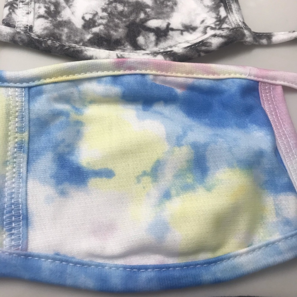 TIE DYE & BLACK 3 PACK MASKS NEW - Picture 3 of 7